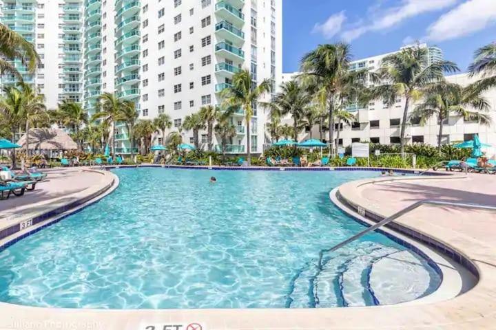 Hollywood Beach Apartment Buitenkant foto