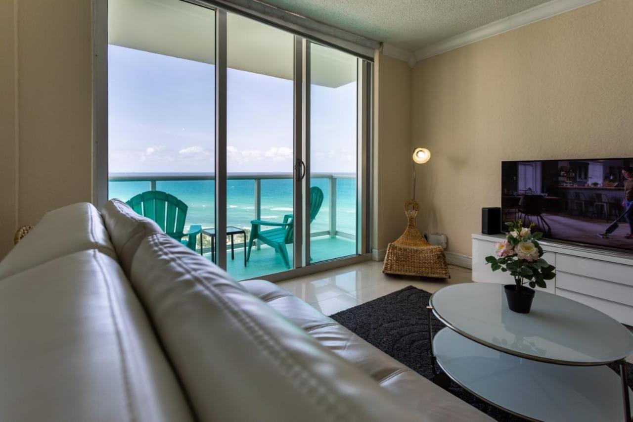 Hollywood Beach Apartment Buitenkant foto